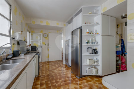 Apartamento à venda com 3 quartos, sendo 1 suíte, em Chácara Santo Antônio (zona Sul), São Paulo, SP