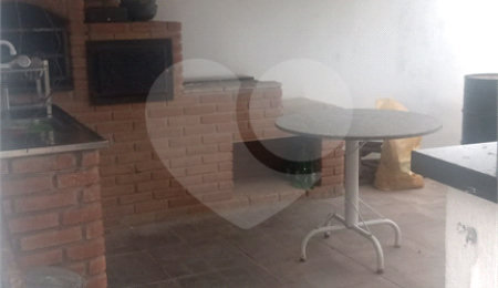 Casa à venda com 3 quartos, sendo 1 suíte,  em Jardim Jussara, Mogi das Cruzes, SP