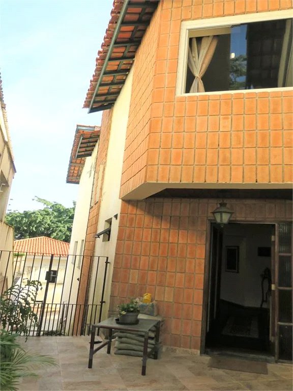 Sobrado à venda com 3 suítes em Vila Progredior, São Paulo, SP