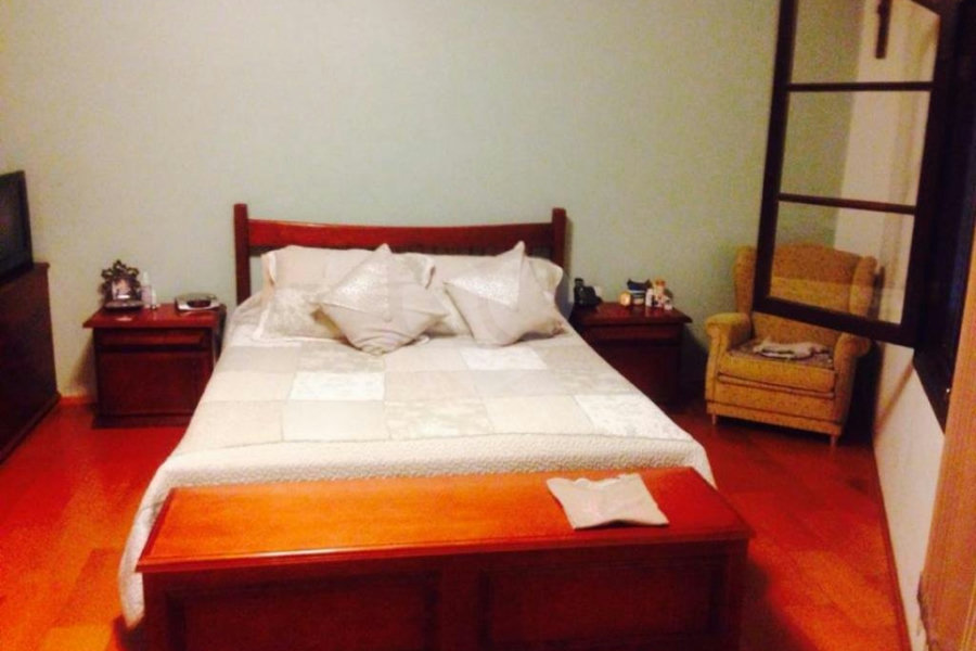 Casa à venda com 3 quartos, sendo 1 suíte, no condomínio Praça Doutor José Augusto César,12, São Paulo - SP