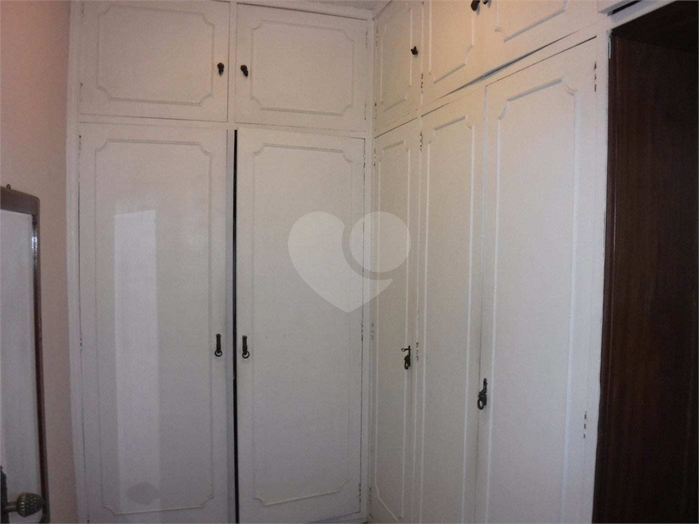 Apartamento à venda com 2 quartos, sendo 1 suíte, em Boqueirão, Santos, SP