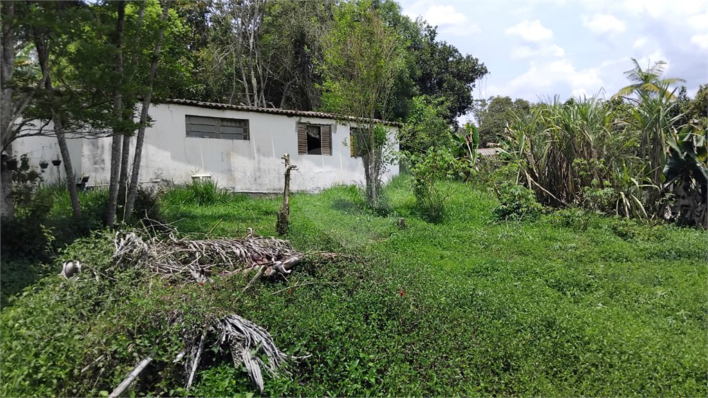 Chácara à venda com 2 quartos em Vila Caputera, Mogi das Cruzes, SP