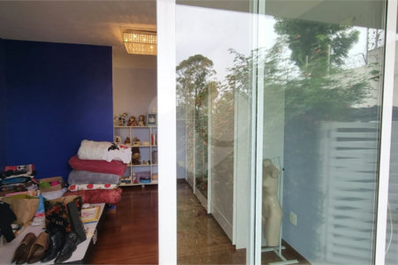 Casa à venda com 5 quartos, sendo 2 suítes, no condomínio Swiss Park, São Bernardo do Campo - SP