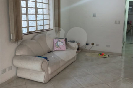 Casa à venda com 4 quartos, sendo 1 suíte, em Vila Cordeiro, São Paulo, SP
