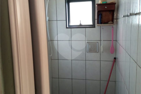Casa de Vila à venda com 3 quartos em Jardim Santa Cruz, Salto, SP