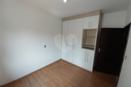Casa à venda com 3 quartos em Vila Bossi, Louveira, SP
