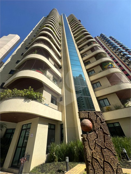 Apartamento à venda com 3 suítes em Jardim Anália Franco, São Paulo, SP