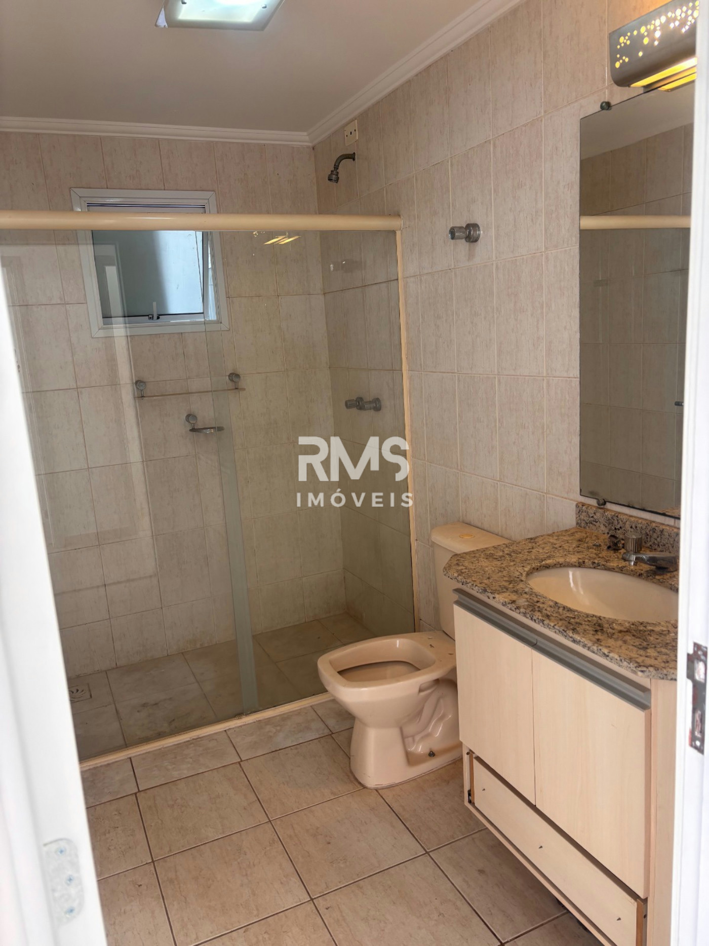 Apartamento à venda ou para alugar com 3 quartos, sendo 1 suíte,  em Vila São José, Itu, SP