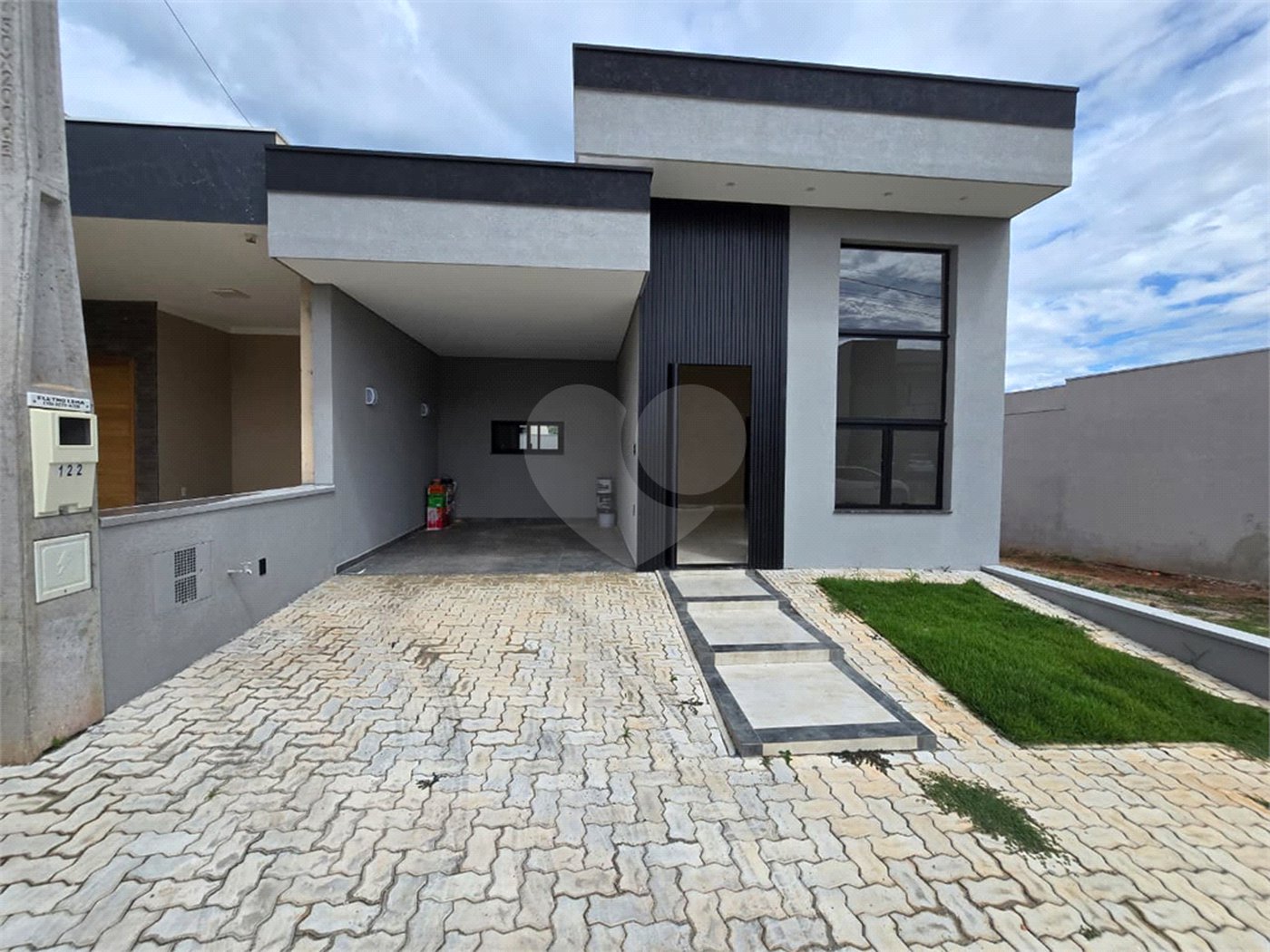Casa à venda com 2 quartos, sendo 1 suíte,  em Residencial Lago dos Ipês, Itapetininga, SP