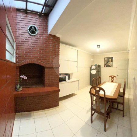 Casa à venda com 3 quartos em Lapa, São Paulo, SP