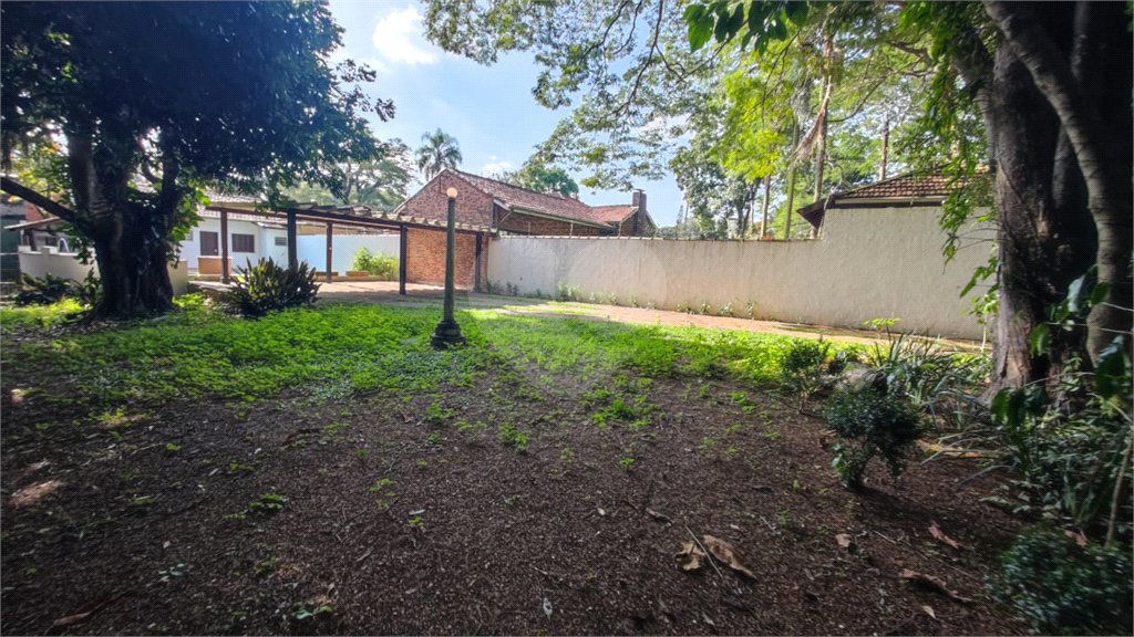 Terreno à venda com 1 suíte em Interlagos, São Paulo, SP