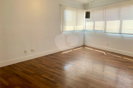 Apartamento à venda com 3 quartos, sendo 1 suíte, em Perdizes, São Paulo, SP