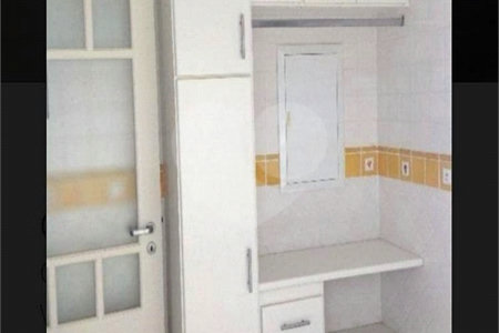 Casa à venda com 4 quartos, sendo 2 suítes, no condomínio Bosque de Grevilea, Vinhedo - SP