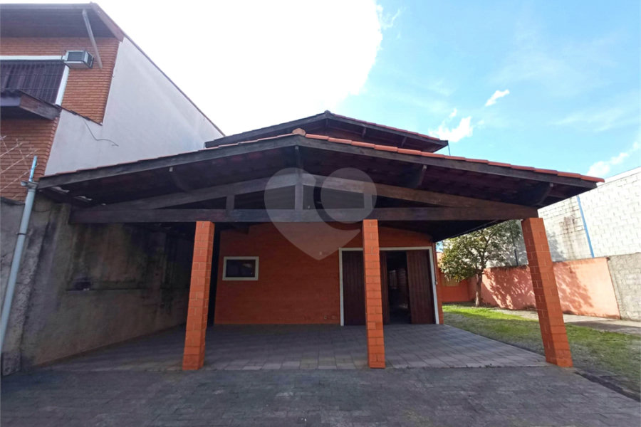 Casa à venda com 3 quartos, sendo 1 suíte, em Limão, São Paulo, SP