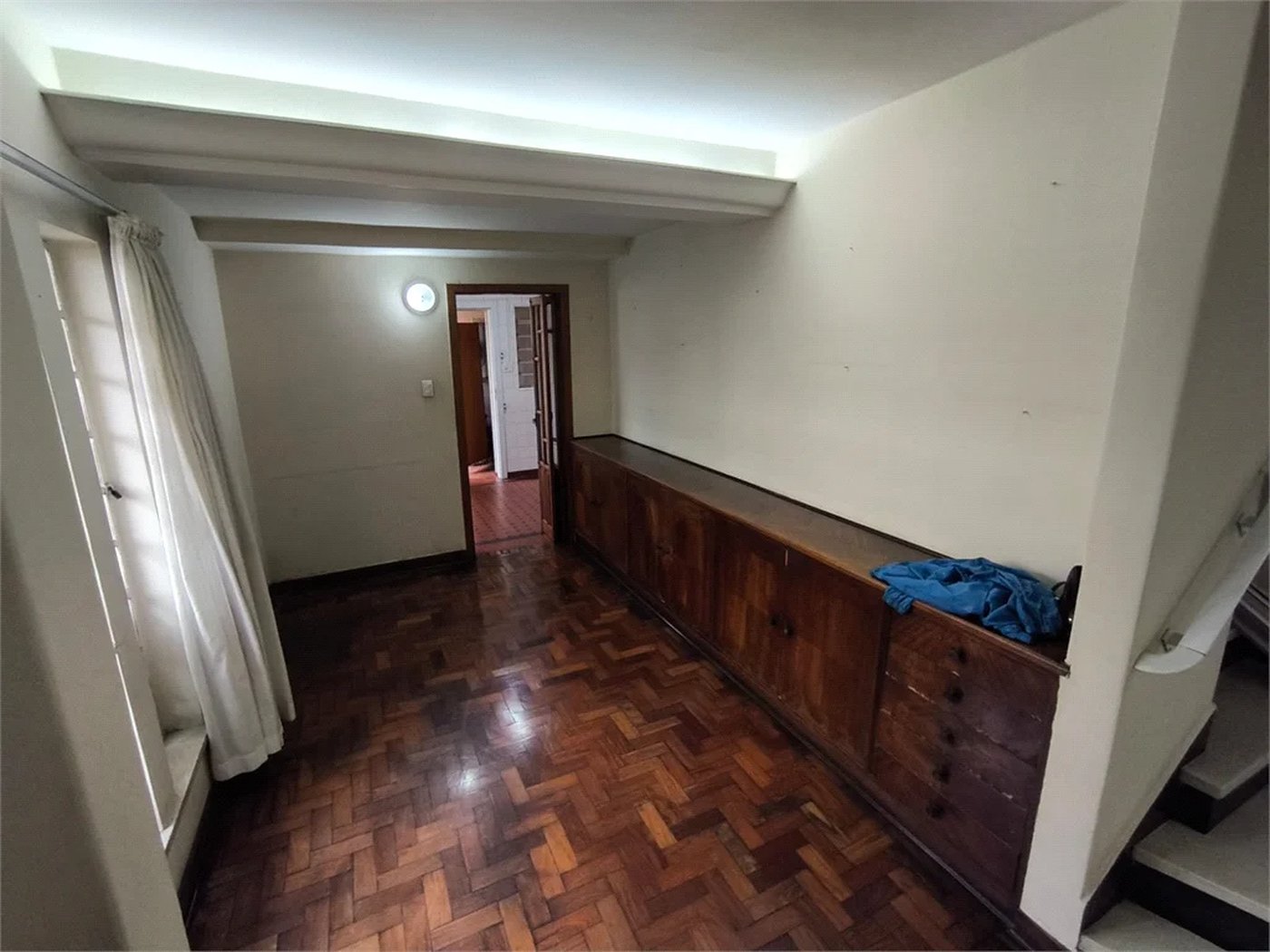 Sobrado à venda com 5 quartos, sendo 1 suíte, em Jardim Trussardi, São Paulo, SP