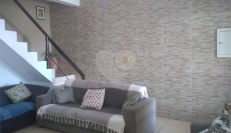 Sobrado à venda com 4 quartos, sendo 1 suíte,  em Vila Medeiros, São Paulo, SP