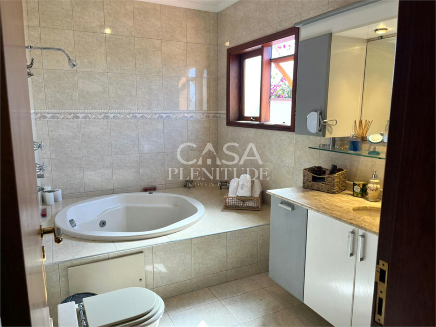 Casa em condomínio à venda com 3 quartos, sendo 1 suíte,  em Itapecerica, Salto, SP