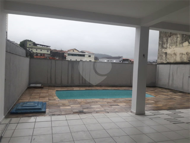 Sobrado à venda com 4 quartos, sendo 1 suíte,  em Jaçanã, São Paulo, SP