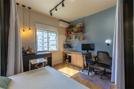 Apartamento à venda com 2 quartos, sendo 1 suíte, em Pinheiros, São Paulo, SP