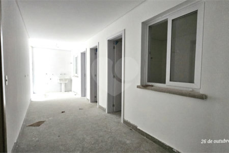 Casa à venda com 4 suítes no condomínio Vila Arese, São Paulo - SP