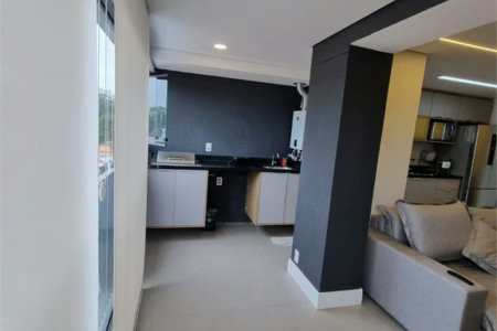 Apartamento à venda com 3 quartos, sendo 1 suíte, em Ferreira, São Paulo, SP