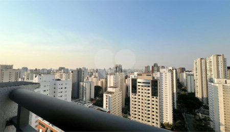 Apartamento à venda com 2 quartos em Moema, São Paulo, SP