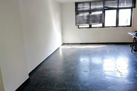 Apartamento à venda com 2 quartos em Vila Vitório Mazzei, São Paulo, SP