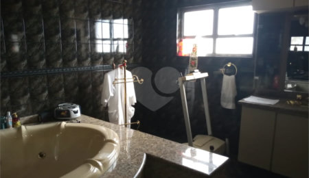 Casa à venda com 4 quartos, sendo 1 suíte,  em Vila Maria, São Paulo, SP
