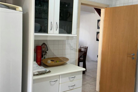 Casa à venda com 6 quartos, sendo 3 suítes,  em Marambaia, Vinhedo, SP