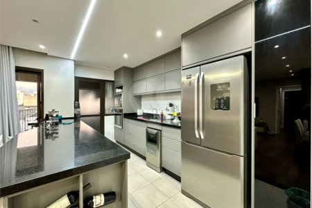 Apartamento à venda com 3 suítes em Vila Monumento, São Paulo, SP