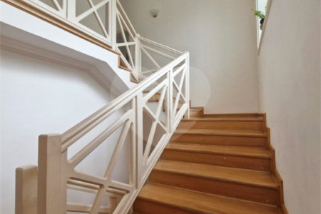 Casa à venda com 4 suítes no condomínio Estância Marambaia, Vinhedo - SP
