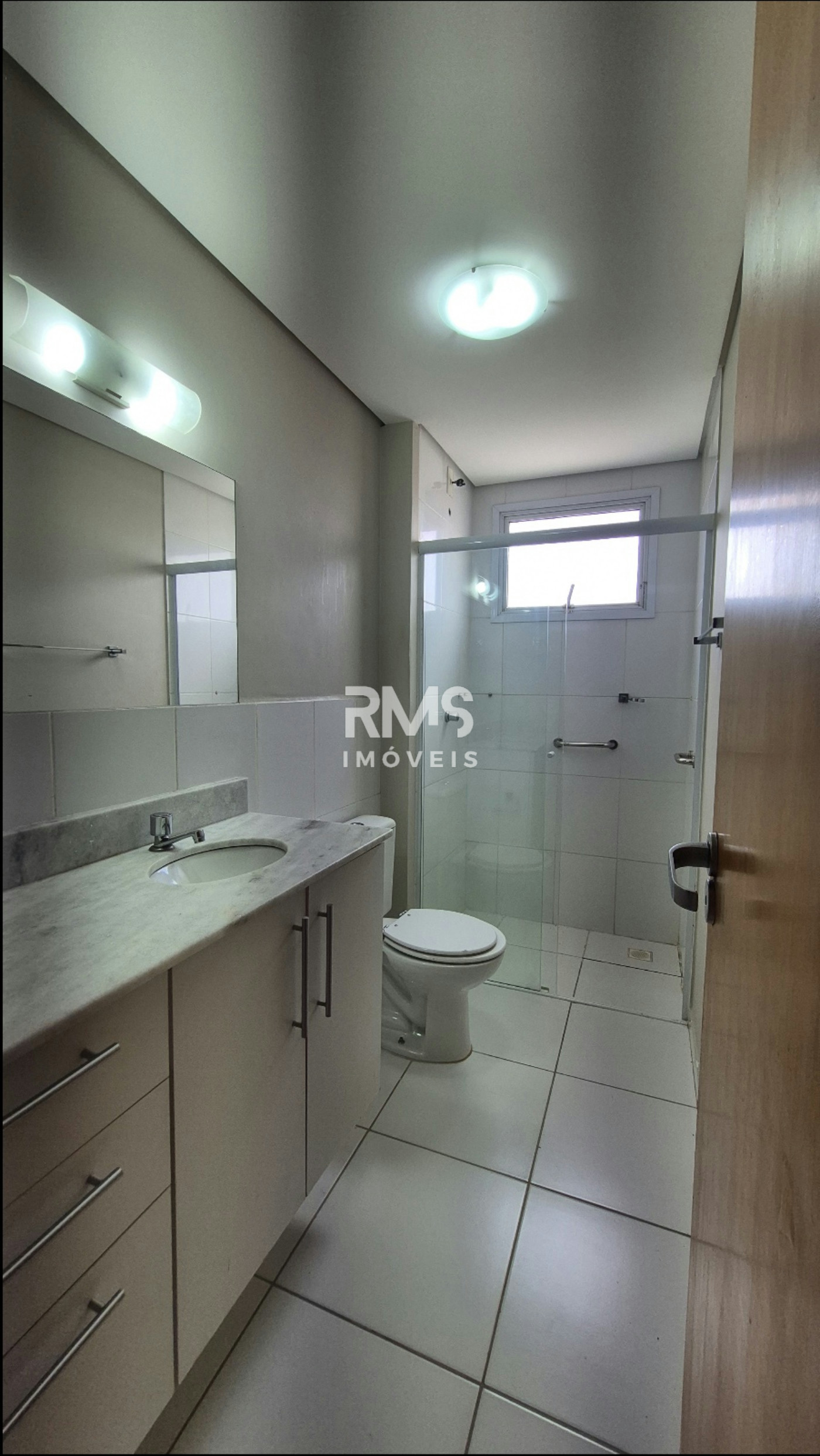 Apartamento à venda com 3 quartos, sendo 1 suíte,  em Jardim Aeroporto I, Itu, SP