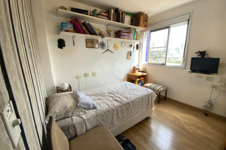 Apartamento à venda com 3 quartos, sendo 1 suíte, em Cerqueira César, São Paulo, SP
