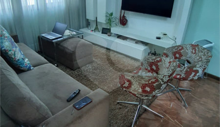 Sobrado à venda com 3 quartos em Tremembé, São Paulo, SP