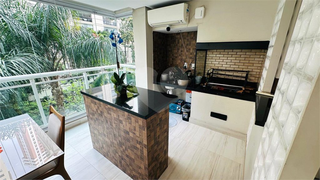 Apartamento à venda com 3 suítes em Vila Mariana, São Paulo, SP