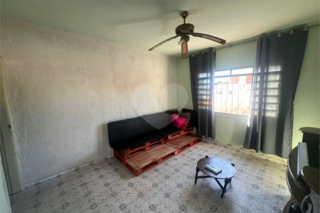 Casa à venda com 2 quartos em Jardim Leonel, Itapetininga, SP