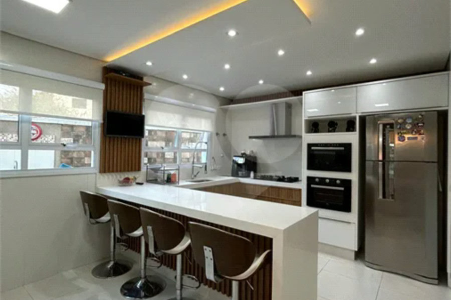 Casa à venda com 4 suítes no condomínio Residencial Jabuticabeiras, São Paulo - SP