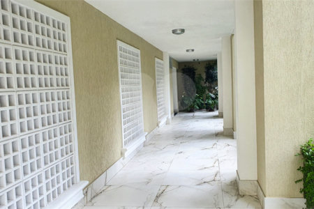 Apartamento à venda com 3 suítes em Vila Suzana, São Paulo, SP