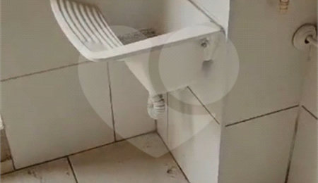 Apartamento à venda com 2 quartos em Pari, São Paulo, SP