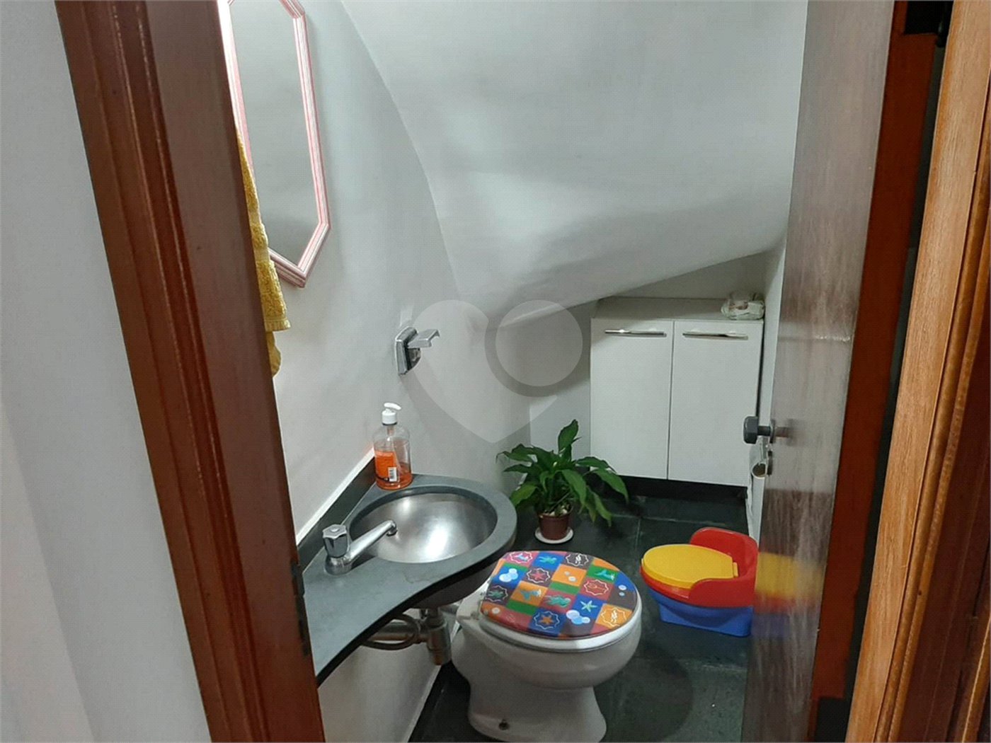 Sobrado à venda com 2 quartos em Tremembé, São Paulo, SP