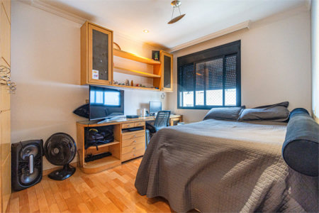 Apartamento à venda com 4 quartos, sendo 3 suítes,  em Perdizes, São Paulo, SP