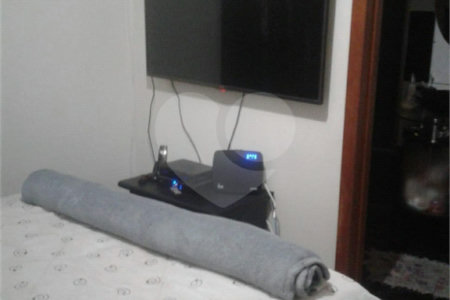Casa à venda com 6 quartos, sendo 1 suíte, em Vila Matilde, São Paulo, SP