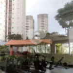 Sobrado à venda com 3 quartos, sendo 1 suíte, em Vila Nivi, São Paulo, SP