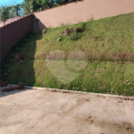 Casa à venda com 3 quartos, sendo 1 suíte, no condomínio Marf Ii, Bom Jesus dos Perdões - SP