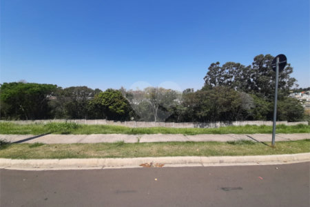 Terreno à venda com 1 suíte em Bosque, Vinhedo, SP