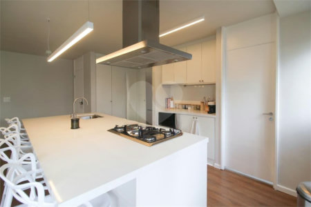 Apartamento à venda com 2 quartos, sendo 1 suíte,  em Vila Olímpia, São Paulo, SP