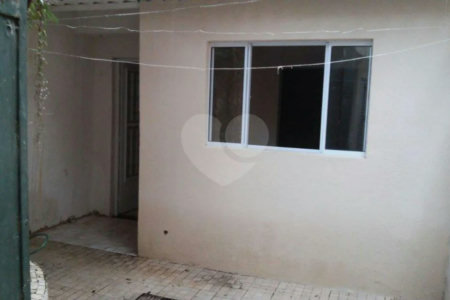 Casa à venda com 6 quartos, sendo 3 suítes,  em Santana, São Paulo, SP