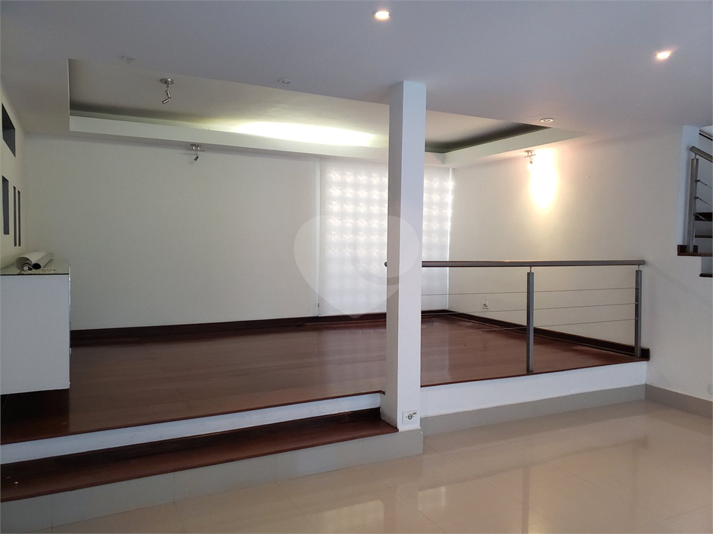 Casa à venda com 4 quartos, sendo 1 suíte,  em Vila Oliveira, Mogi das Cruzes, SP
