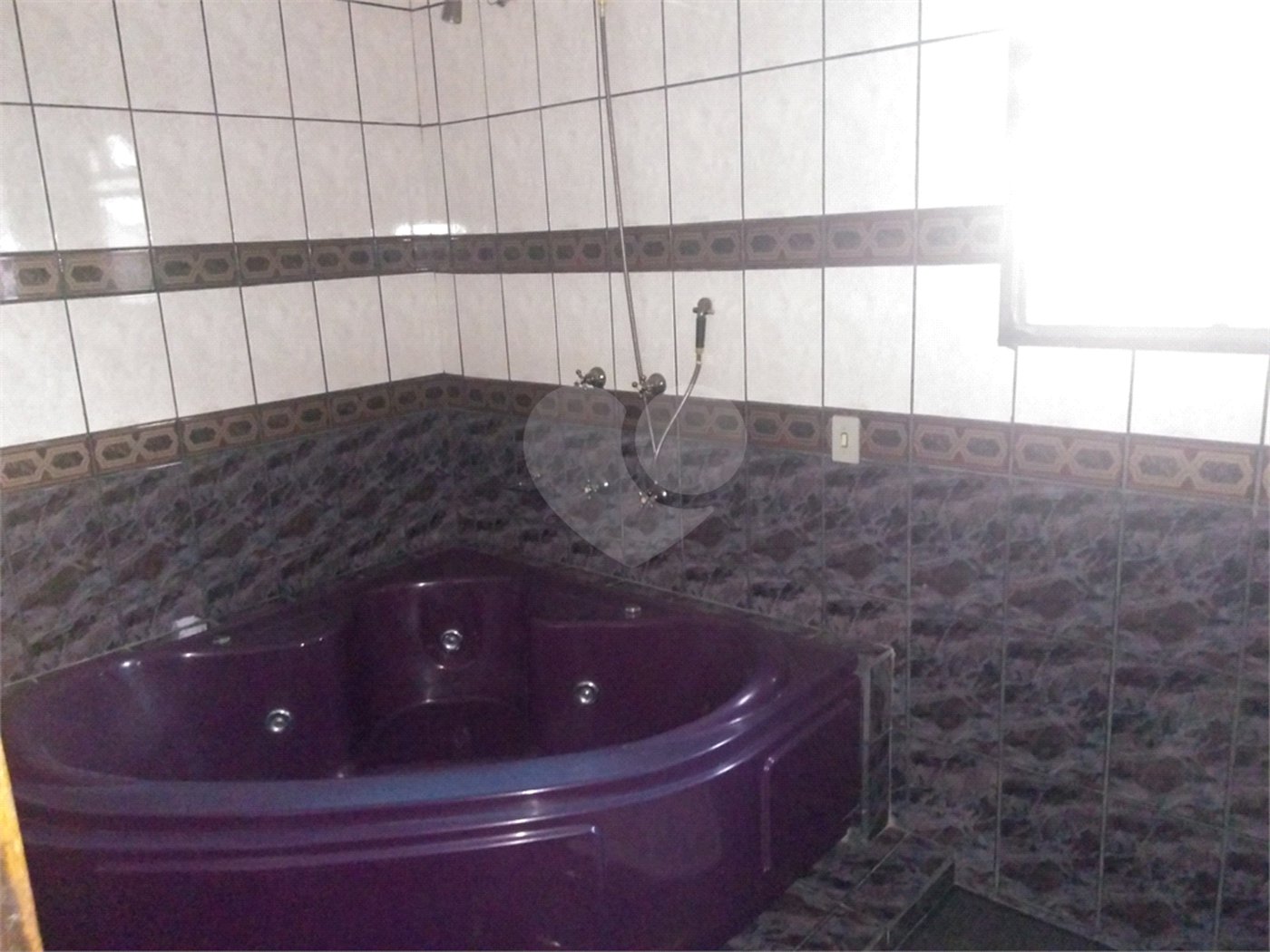 Sobrado à venda com 3 quartos, sendo 1 suíte, em Jardim Modelo, Suzano, SP