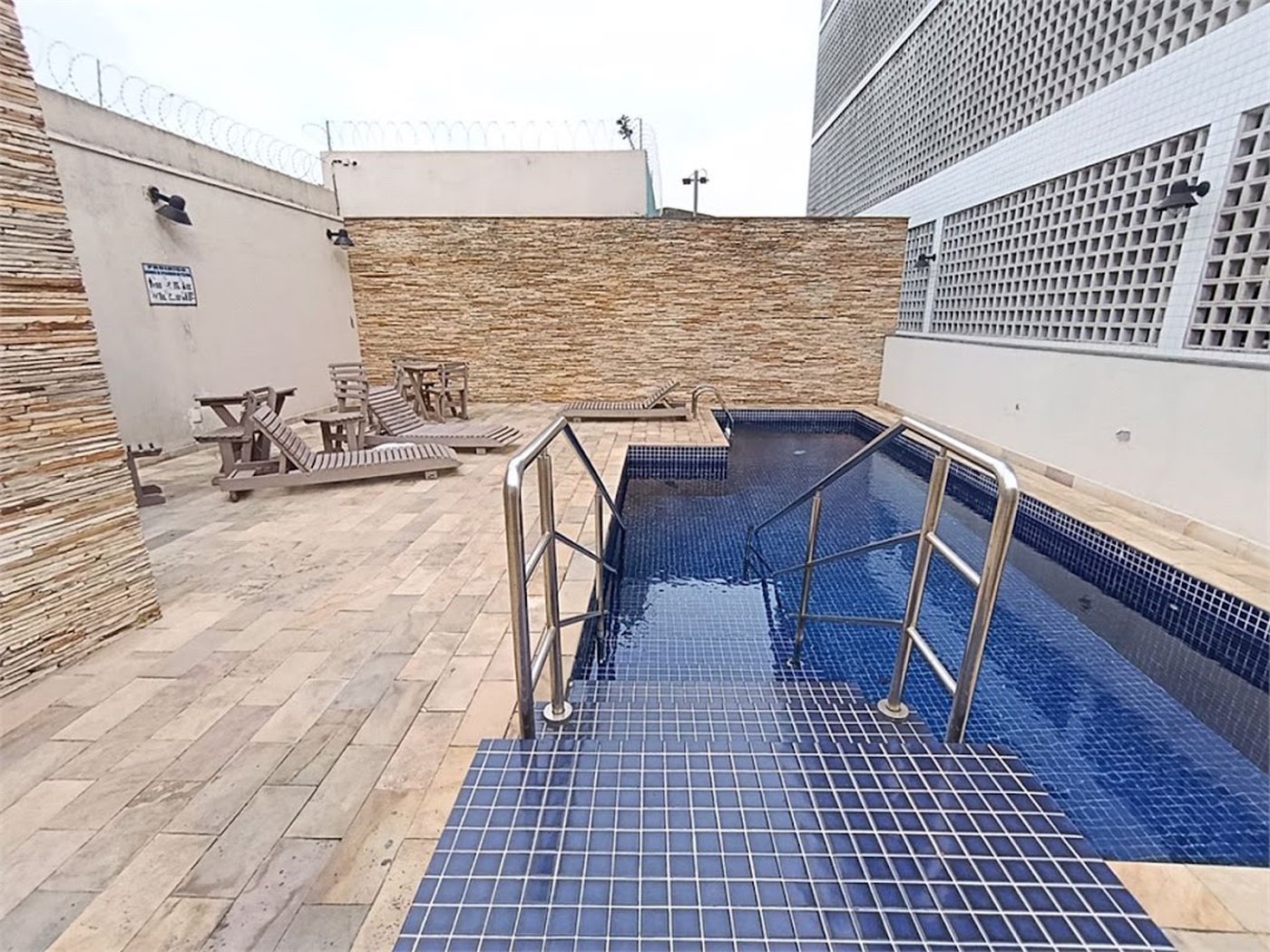 Apartamento Residencial à venda, Vila Matias, Santos - AP0656.